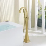 Freestanding-bathtub-faucet-1